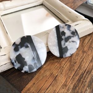 Acrylic Grey Tortoiseshell Circle Earrings